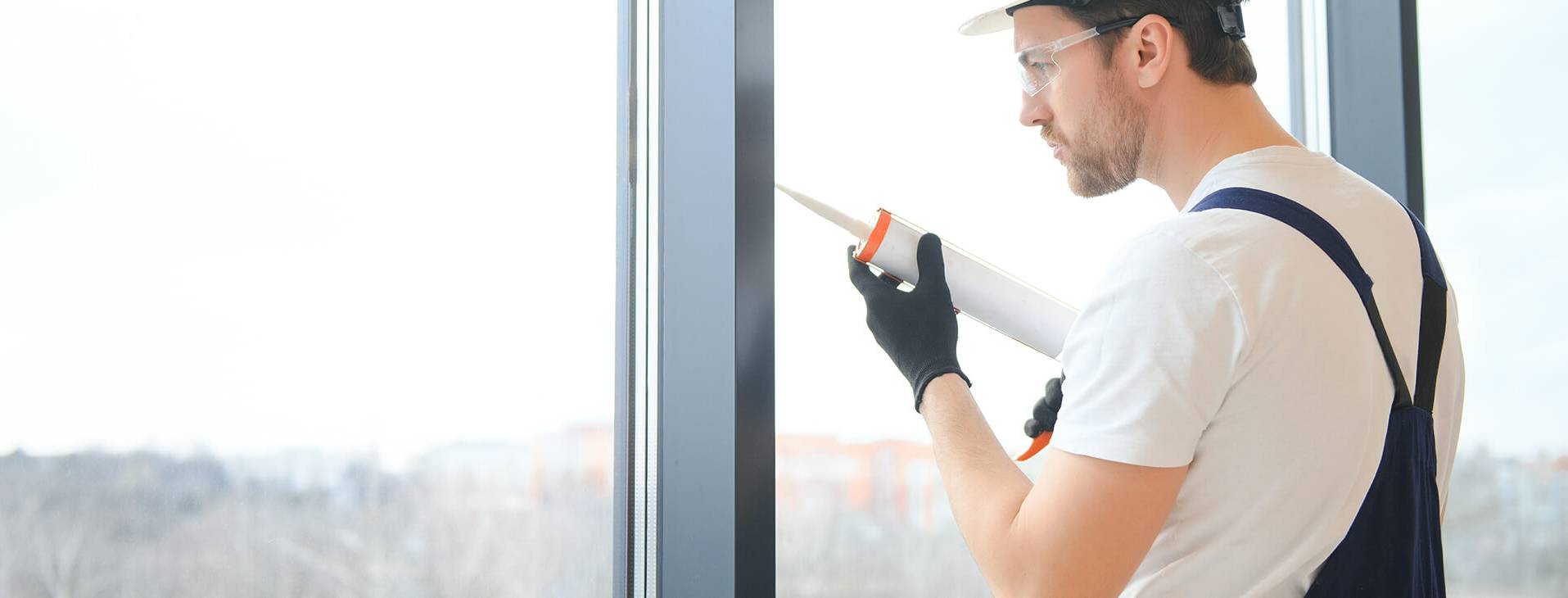 Ремонт безрамного остекления