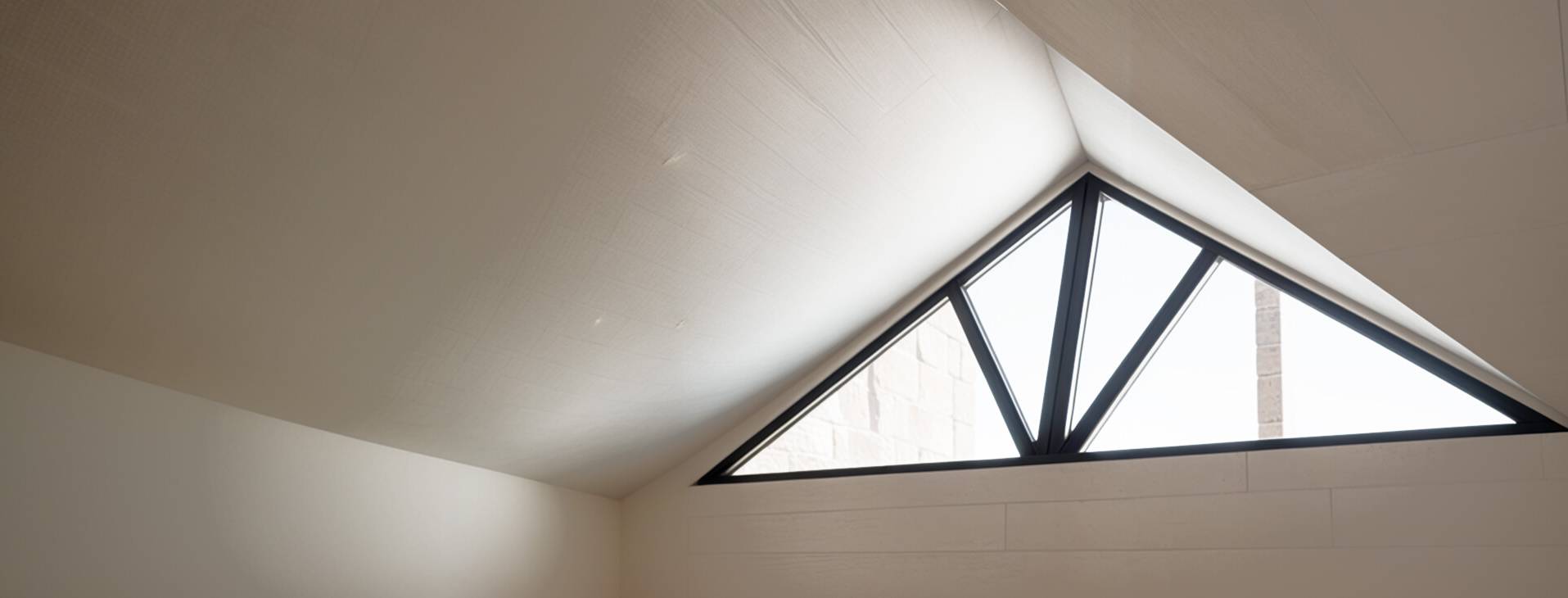 Установка треугольных окон